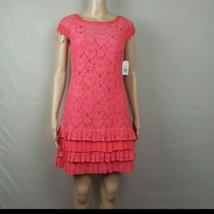 Jessica Simpson Tiered Hem Lace DressSize 4